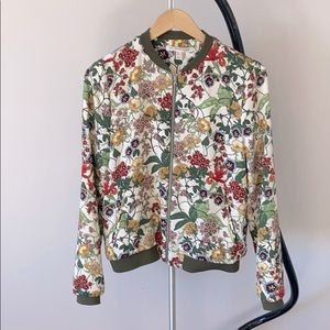 Zara bomber jacket size olive green small EUC